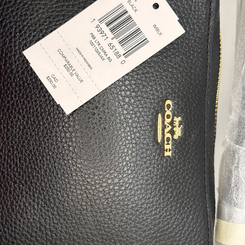 COACH NWT Mini Camera Bag in Refined Pebble Leather - Picture 5 of 9